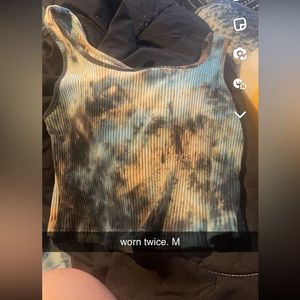 tie dye crop top.